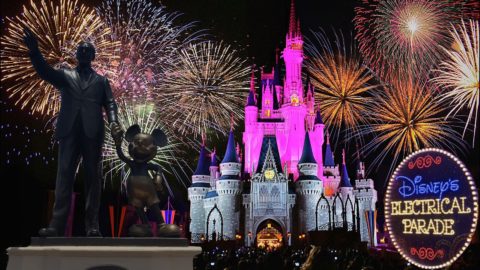 Disney Parada Electrica en Magic Kingdom 31 de Diciembre