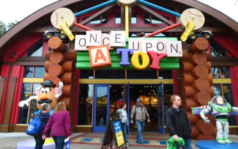 Tiendas de juguetes en Downtown disney